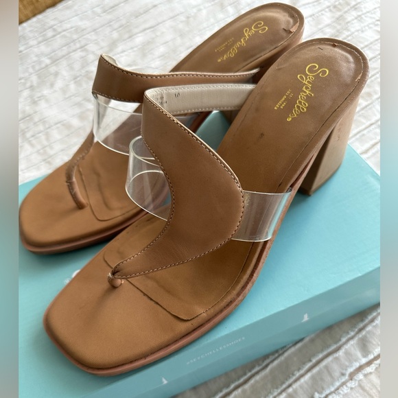 Seychelles Neutral Heeled Thong Sandals - Picture 3 of 8
